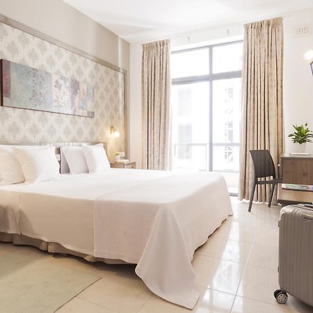 Saint Julian's Rooms By Alexandra Hotel מראה חיצוני תמונה